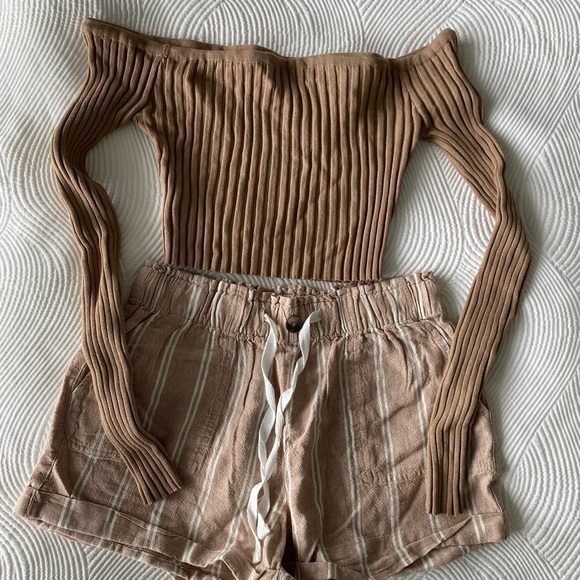 Bundle!!! 6 items for $25 - Picture 6 of 6